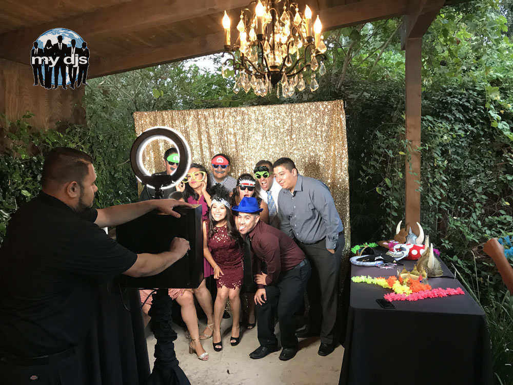 wedding photo booth