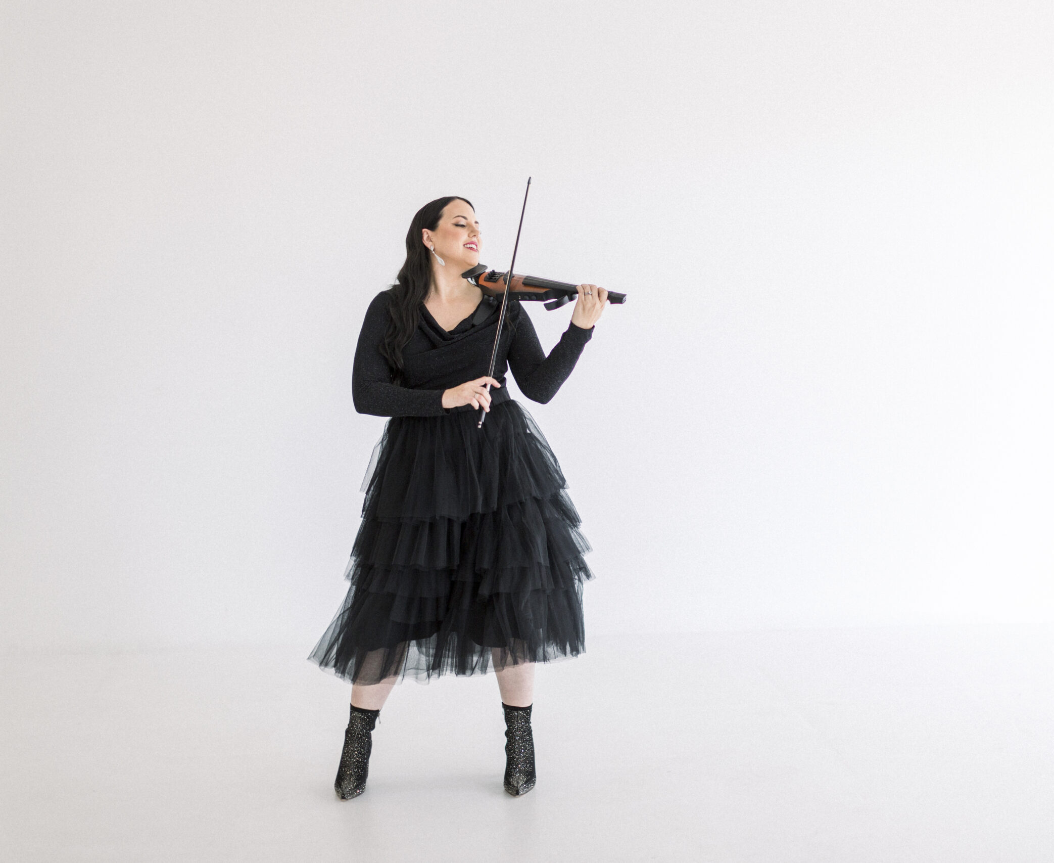 ReginaMarie Portraits June2023 byAllisonDavisPhotography 178 scaled e1776663700281